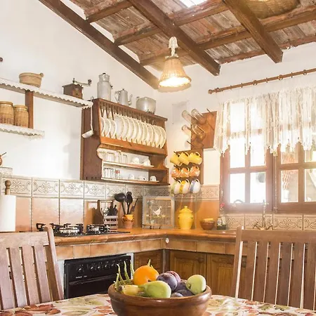 Casa Rosalia Holiday home *